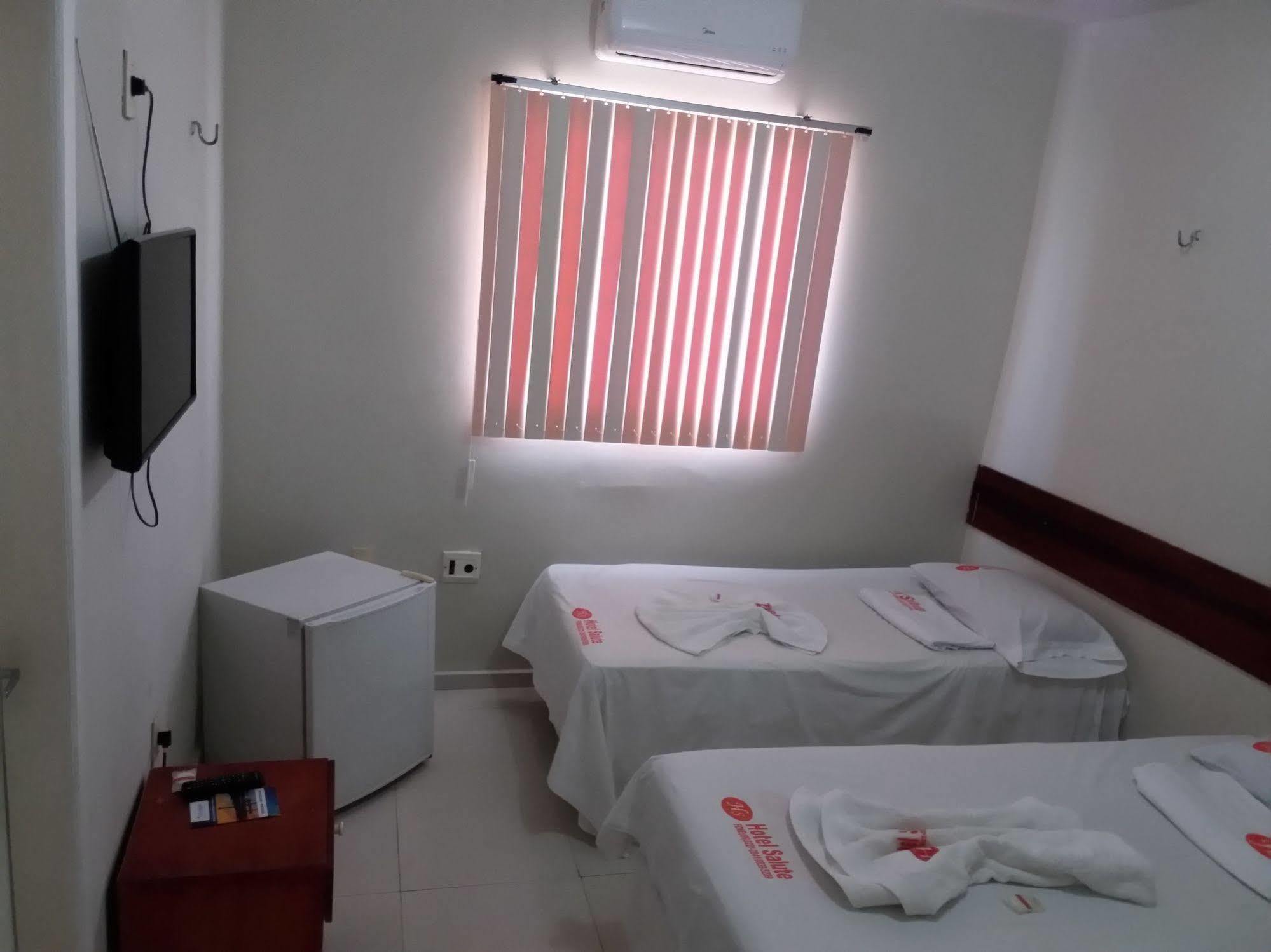 Hotel Salute Teresina Esterno foto